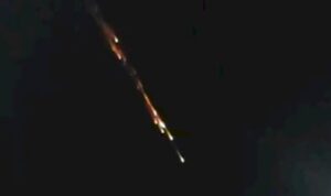 Benda angkasa yang viral melintasi langit Lampung dok warga