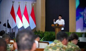 Menkop Ferry Juliantono: Produk UMKM Lokal Jadi Prioritas Utama di Gerai KDKMP b fc d dca