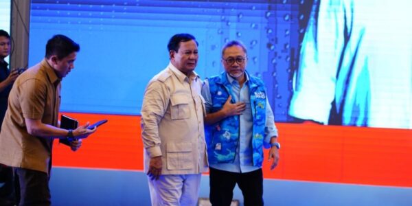 Kedekatan Prabowo dan Zulhas di Lampung