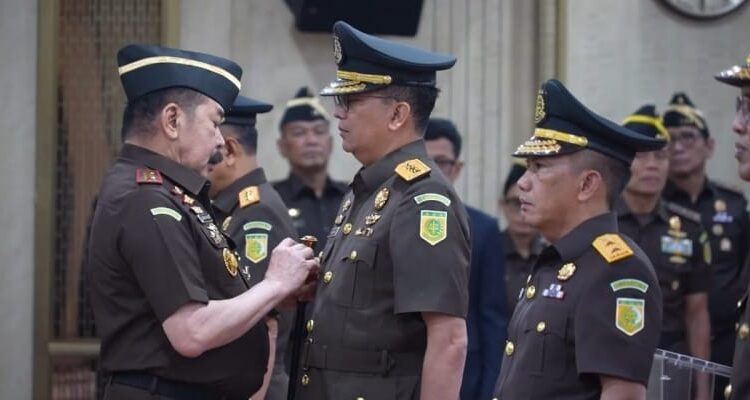Guru Besar Unsoed Apresiasi Jampidsus Jerat Dua Korporasi dalam Kasus Korupsi WhatsApp Image at