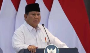 Prabowo Ngamuk Pejabat yang Datang ke Lokasi Bencana Cuma Foto-Foto prabowo tangkapan layar