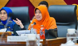 Usai Putusan MK, DPR Minta Pendanaan MBG Tak Ganggu Anggaran Pendidikan zn