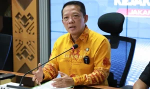Fakta atau Klaim? Hotman Paris Sebut Febrie Tak Tangani ASABRI, Kejagung Beri Respons adefefaccffaeecabedebbd