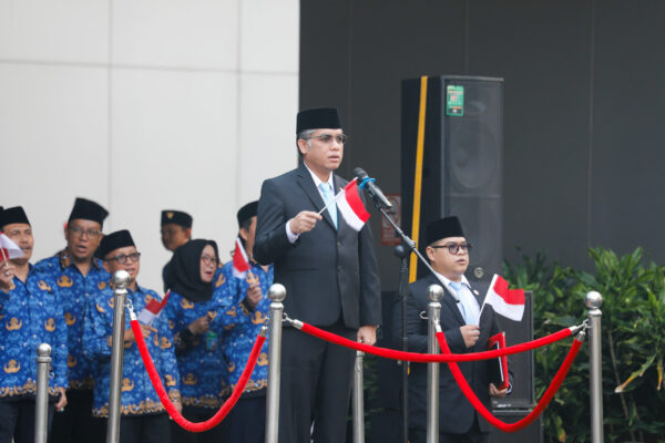 AL