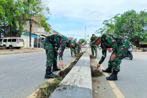 ANGGOTAPEMBERSIHANJALANSEPUTARANBDLAMBARO