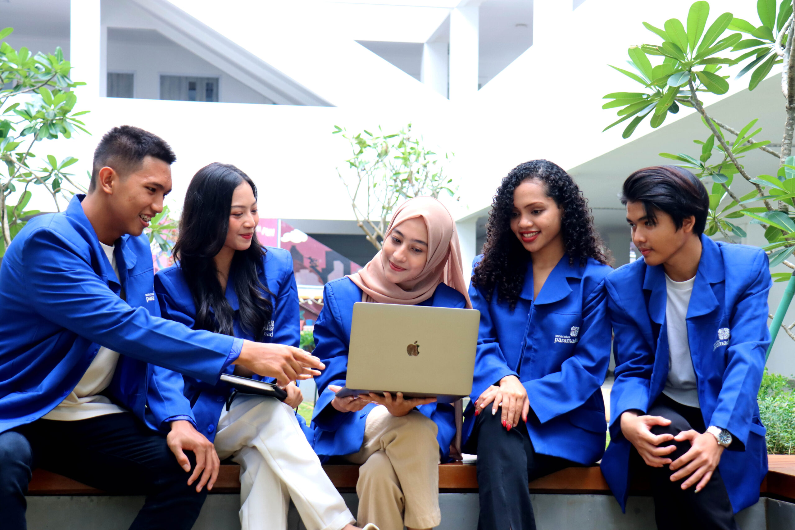 Acel nabil jacket