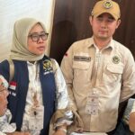 Anggota Tim Pengawas (Timwas) Haji DPR RI dari Fraksi PKB Siti Mukaromah atau akrab disapa Erma (perempuan pake kerudung Romli hijau) Foto Dokumen F PKB