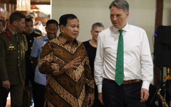 Menhan Prabowo Sambut Hangat Menhan Australia di Hambalang, Perkuat Kemitraan Pertahanan