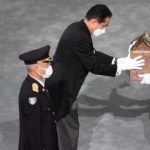 Mantan PM Shinzo Abe Dimakamkan Secara Kenegaraan, Masyarakat Jepang Terbelah Karena Biaya ‘Lebih Mahal’ Dari Pemakaman Ratu Elizabeth II