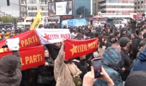Demonstrasi Hari Buruh pada Mei di Turki berujung ricuh (Tangkapan layar RMOL dari siaran YouTube First Post)