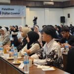 Direktur Geopolitik GREAT Institute Dr Teguh Santosa saat mengisi workshop di Palembang Sabtu Mei