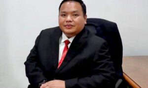 Dr Handi Risza meja