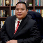 Dr Handi Risza perpustakaan