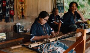 Tak Sekadar Lestarikan Budaya, Astra Ciptakan Puluhan Lapangan Kerja Baru di Sumba Timur Foto ()