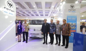 GIIAS Surabaya Indomobil Foton