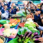 Gubernur Jawa Timur Khofifah Indar Parawansa saat di Pasar Klojen Kota Malang (Foto Istimewa)