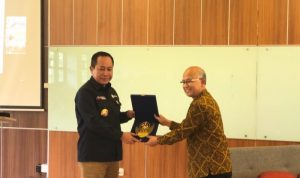 Bahas Hubungan FIR dan Keamanan Maritim, Kabakamla RI Beri Kuliah Umum di UNPAD