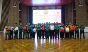 Ketum Dharma Pertiwi Beri Bantuan Sembako