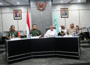 Panglima TNI dan Gubernur Kalbar Pimpin Rakor Evaluasi Penanggulangan Karhutla di Kalbar
