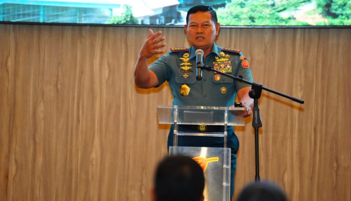 Panglima TNI: Dimanapun TNI Berada Harus Bermanfaat Bagi Masyarakat