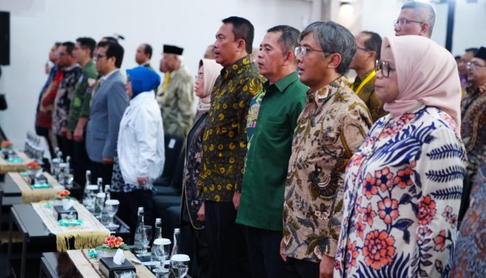 Ketua Dewan pers Ibu Ninik Rahayu mengatakan bahwa acara ini dibuat sebagai komitmen dalam Demokrasi, dimana reformasi merupakan tonggak bagi negara Demokratis,