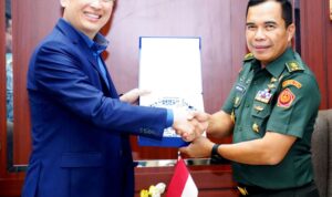 Perkuat Kerjasama, Kapuspen TNI Terima Kunjungan Kapuspen Kemhan Singapura