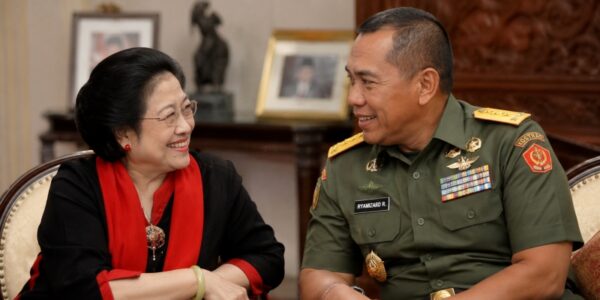Ilustrasi Megawati Soekarnoputri mengenang Ryamizard Ryacudu (Foto artificial intelligence)