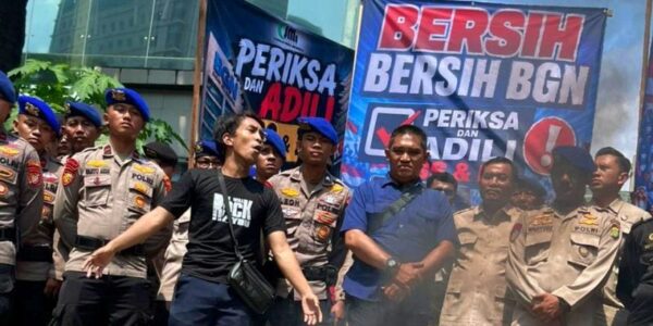 Jaringan Muda Indonesia (JMI) dalam aksi unjuk rasa di Kantor Badan Gizi Nasional (BGN) Jakarta Kamis Mei (Foto Istimewa)