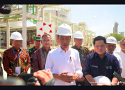 Jokowi Resmikan Pabrik Amonium Nitrat di Kaltim