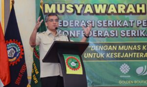 Menaker Hubungan Industrial Harus Naik Kelas agar Pekerja Tak Tertinggal oleh AI