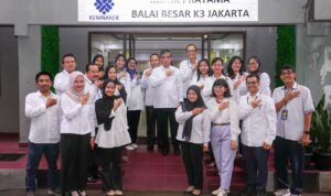 Tekan Angka Fatalitas, Menaker Instruksikan Balai K3 Perkuat Langkah Preventif dan Promotif Menaker Nyawa Pekerja Tak Boleh Jadi Taruhan Balai K Harus Cegah Kecelakaan Kerja