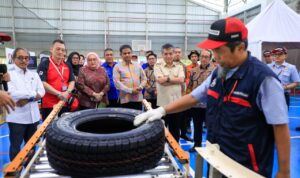 Menaker Yassierli: Serikat Pekerja Adalah Mitra Strategis, Bukan Lawan Perusahaan Menaker Serikat Pekerja Bukan Lawan Perusahaan tapi Penjaga Hak Pekerja