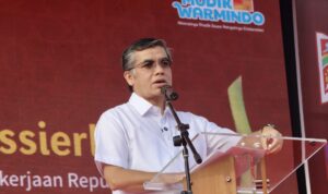 Menaker Yassierli Mudik Bersama Warmindo Bukti Perusahaan dan Mitra Tumbuh Bersama