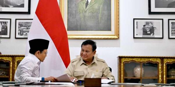 Menko Pemberdayaan Masyarakat Muhaimin Iskandar dan Presiden Prabowo Subianto (Foto Biro Pers Sekretariat Presiden)