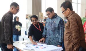 Menteri Ekraf Teuku Riefky Harsya Re Rasa International Poster Biennale