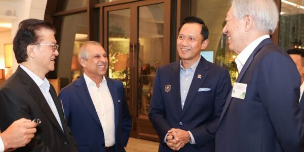 Menteri Koordinator Bidang Infrastruktur dan Pembangunan Kewilayahan Agus Harimurti Yudhoyono di Singapura (Foto Istimewa)