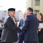 Menteri Koordinator Bidang Perekonomian Airlangga Hartarto bersama Perdana Menteri Republik Belarus Alexander Turchin di Minsk Belarus Jumat Mei (Foto Dok Kemenko Perekonomian)