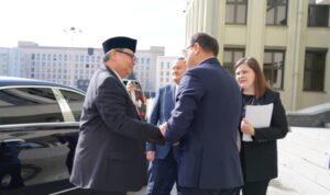 Menteri Koordinator Bidang Perekonomian Airlangga Hartarto bersama Perdana Menteri Republik Belarus Alexander Turchin di Minsk Belarus Jumat Mei (Foto Dok Kemenko Perekonomian)