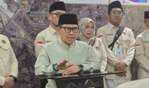 Menteri Koordinator Pemberdayaan Masyarakat yang juga tergabung dalam misi Amirul Hajj Muhaimin Iskandar usai memimpin rapat koordinasi di Makkah Arab Saudi (Foto Kemenhaj)