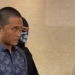 Oknum mantan anggota Brimob Bripka Dedy Wiratama tiba di Bareskrim Polri Jakarta Jumat Juni