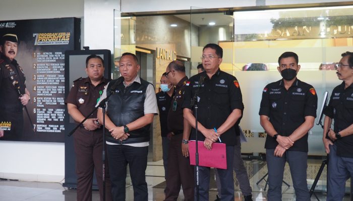 Tim Penyidik Kejagung Kembali Tetapkan 2 Orang Tersangka Baru Dalam Perkara Komoditas Timah