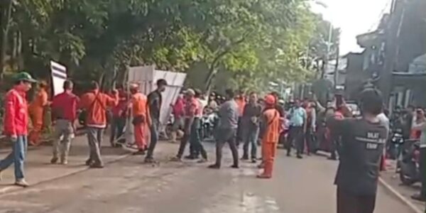 Perbaikan di Jalan Raya Lenteng Agung arah selatan menuju Depok pada Selasa Juni (Foto Dok Istimewa)