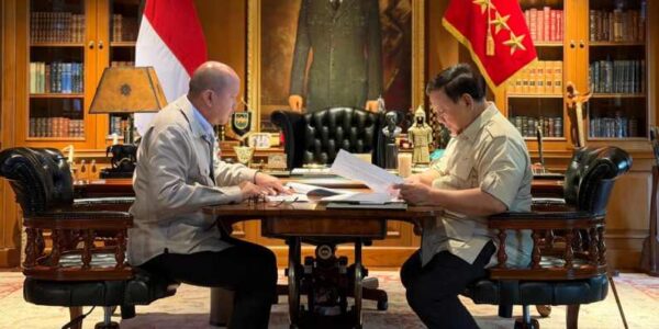 Pertemuan Presiden Prabowo Subianto dan Menteri Investasi dan Hilirisasi:Kepala BKPM sekaligus Kepala BPI Danantara Rosan Perkasa Roeslani (Foto Istimewa)