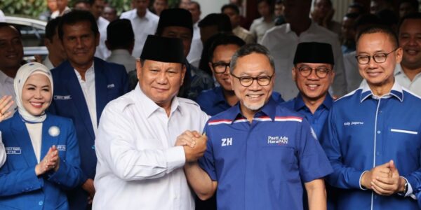 Presiden Prabowo Subianto dan Zulkifli Hasan (Foto Dokumen situs gerindrabali)
