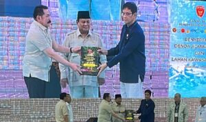 Presiden Prabowo Subianto di acara penyerahan uang hasil sitaan negara di Kejagung Rabu Mei Presiden Prabowo Subianto di acara penyerahan uang hasil sitaan negara di Kejagung Rabu Mei
