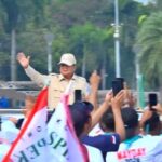 Presiden Prabowo Subianto menghadiri peringatan Hari Buruh di Monas Jakarta (Foto Sekretariat Presiden)