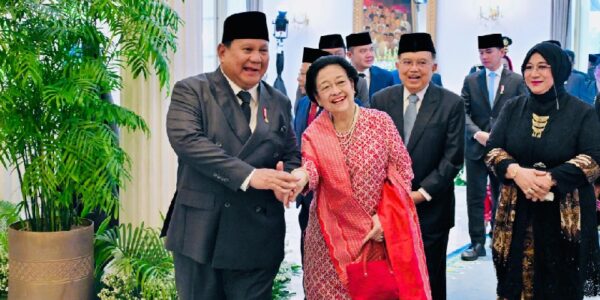 Presiden Prabowo dan mantan Presiden Megawati Soekarnoputri (Foto Biro Pers Media dan Informasi Sekretariat Presiden)