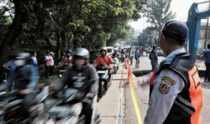 Rekayasa Lalin Diberlakukan di Jalan Raya Lenteng Agung (Foto Berita Jakarta)