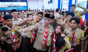 Persiapan Kerja 2030: Menaker Tekankan Pentingnya Human Skills di Tengah Gempuran AI Sanlat yang Beda Menaker Bekali Pramuka agar Siap Kerja di Era AI