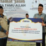 Serah terima Dana Abadi Umat untuk peningkatan fasilitas Asrama Haji Embarkasi Medan Sumatera Utara (Foto Dok BPKH)